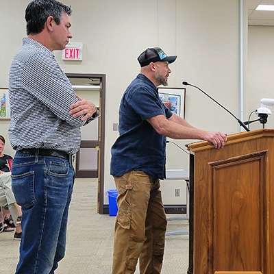 Image of CSRA Volunteers Address Town Council